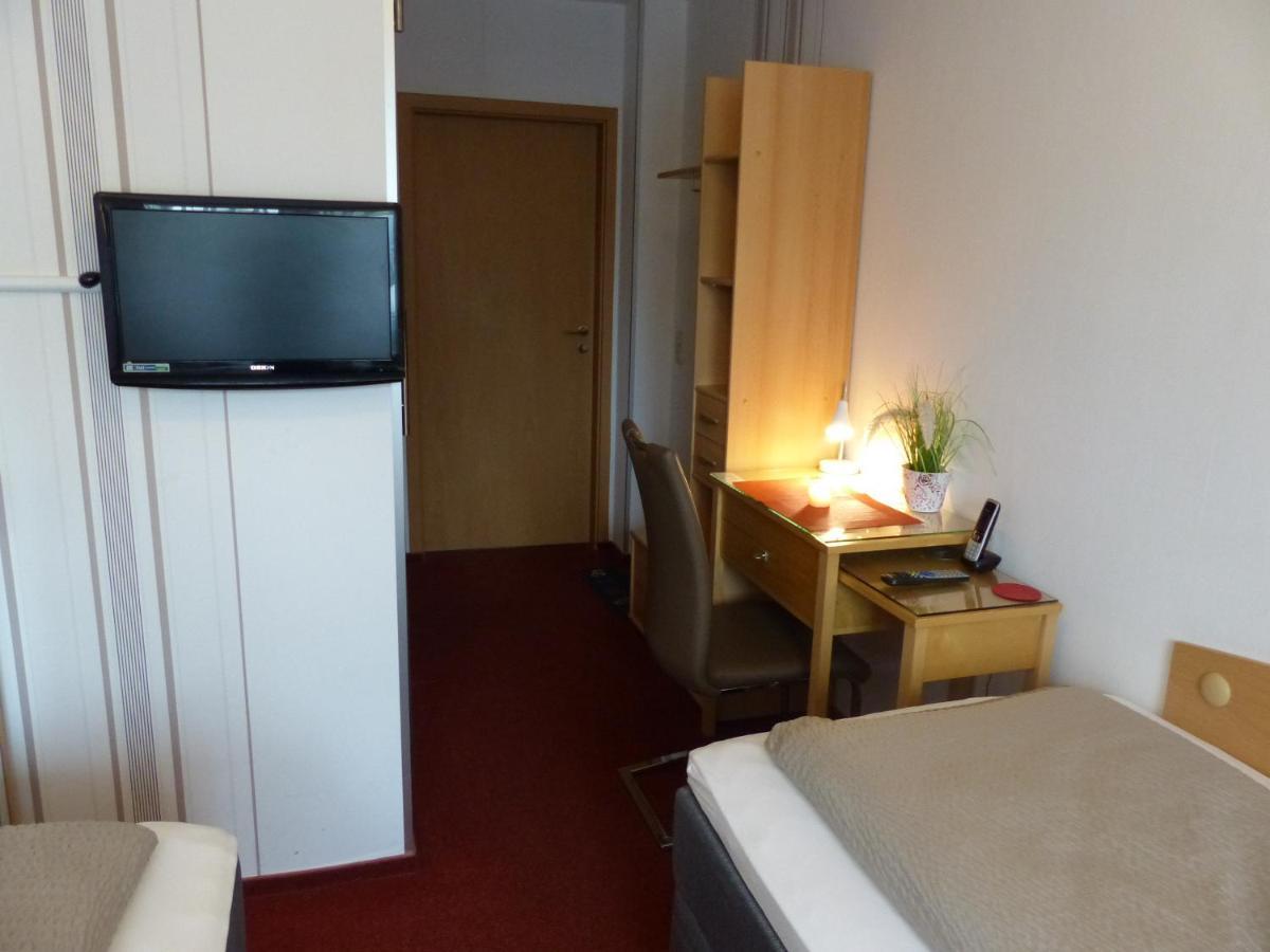 Hotel/Restaurant Balkan Sommerda Bagian luar foto
