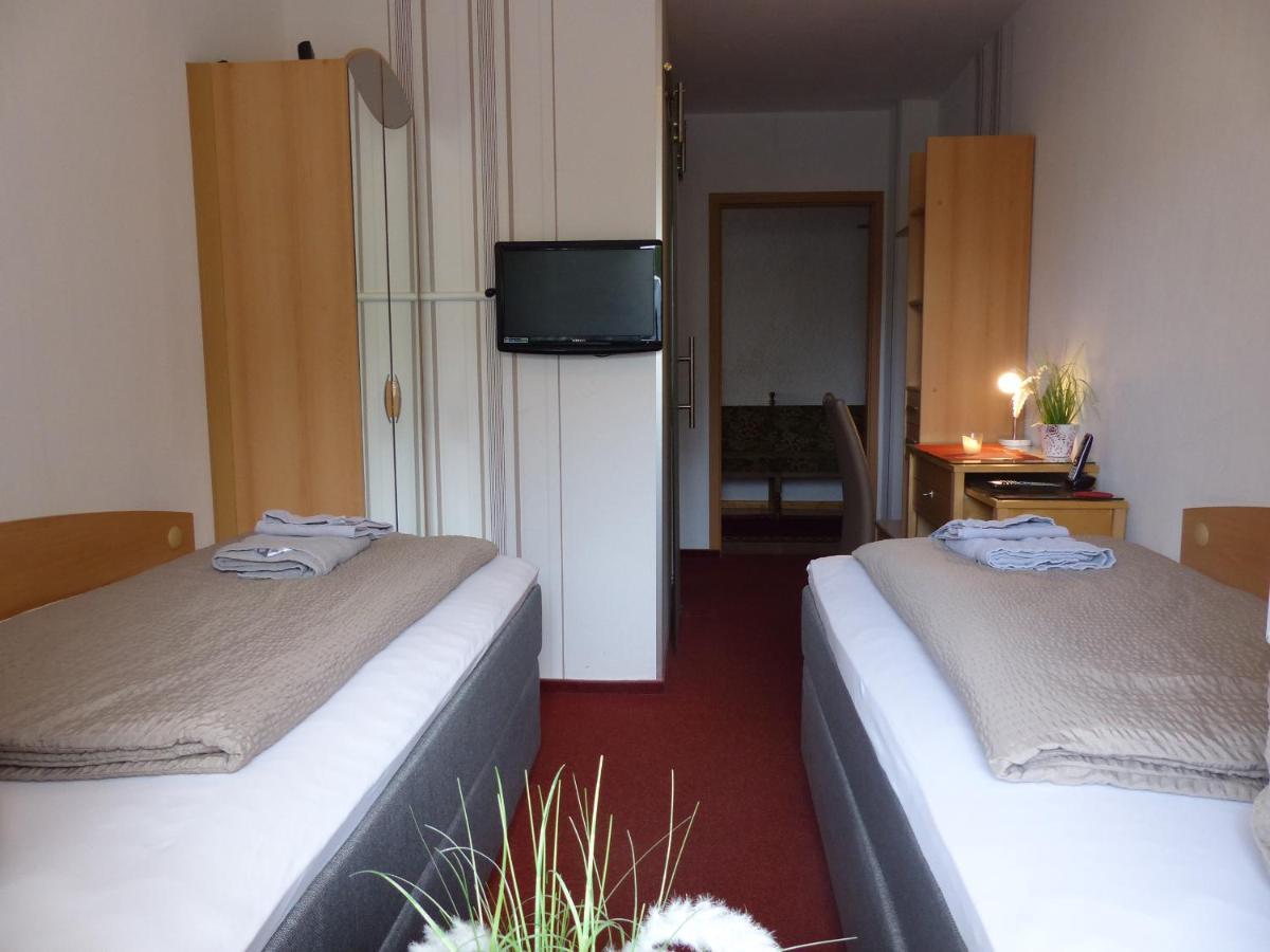 Hotel/Restaurant Balkan Sommerda Bagian luar foto