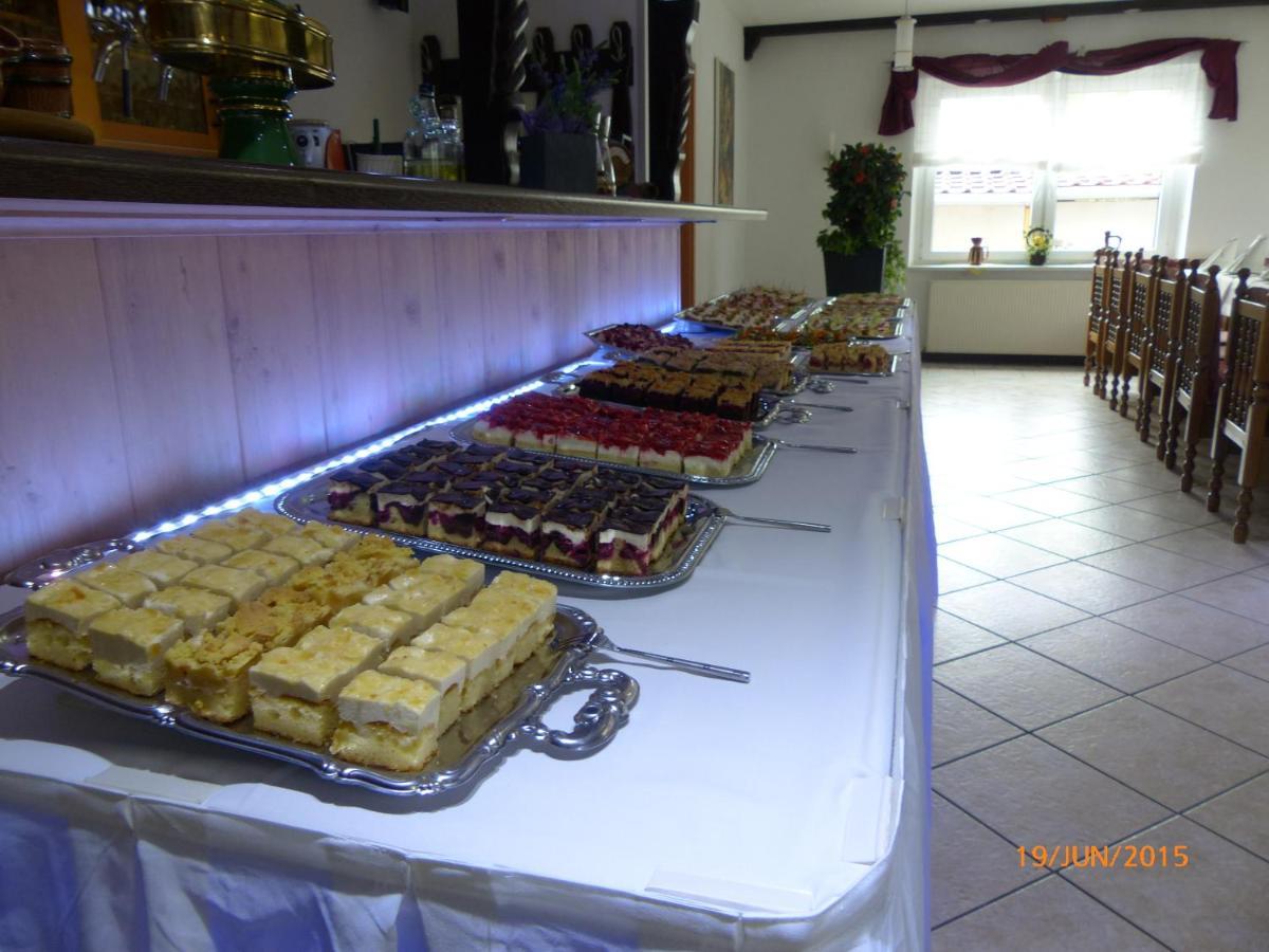 Hotel/Restaurant Balkan Sommerda Bagian luar foto