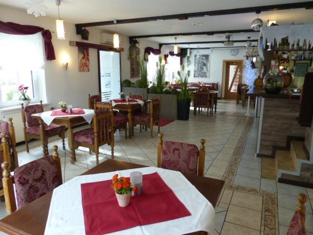 Hotel/Restaurant Balkan Sommerda Bagian luar foto