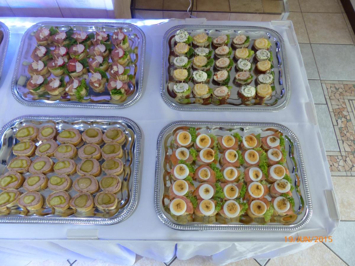 Hotel/Restaurant Balkan Sommerda Bagian luar foto