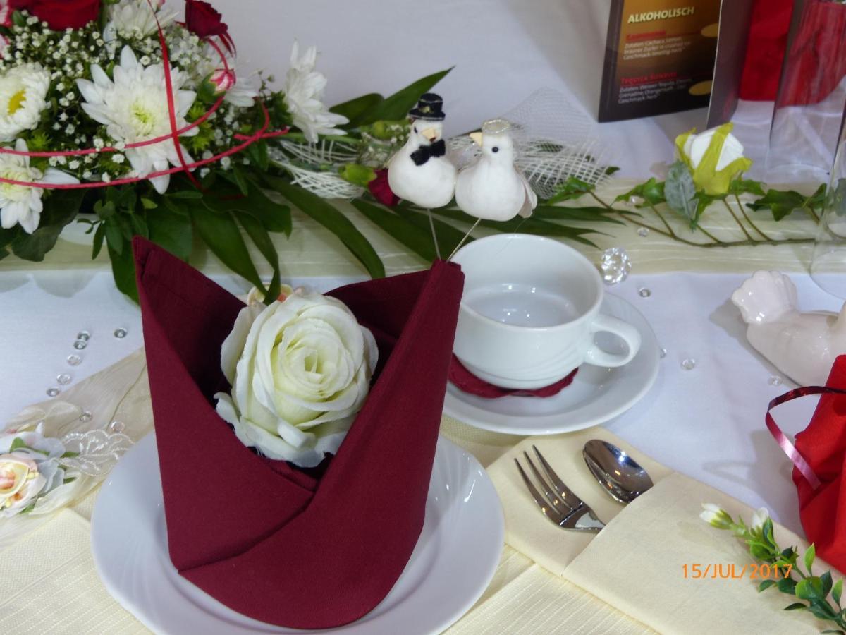 Hotel/Restaurant Balkan Sommerda Bagian luar foto