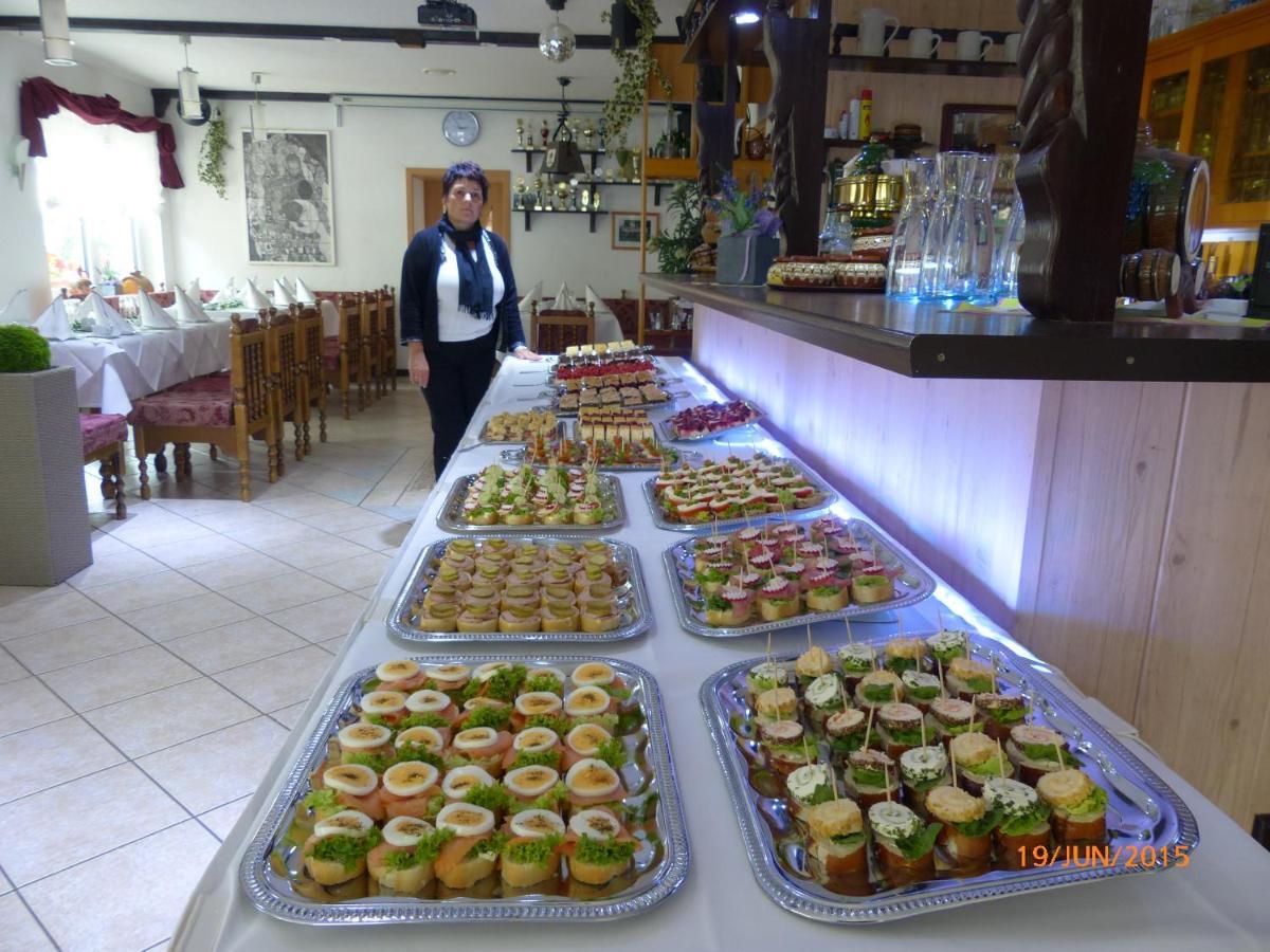 Hotel/Restaurant Balkan Sommerda Bagian luar foto