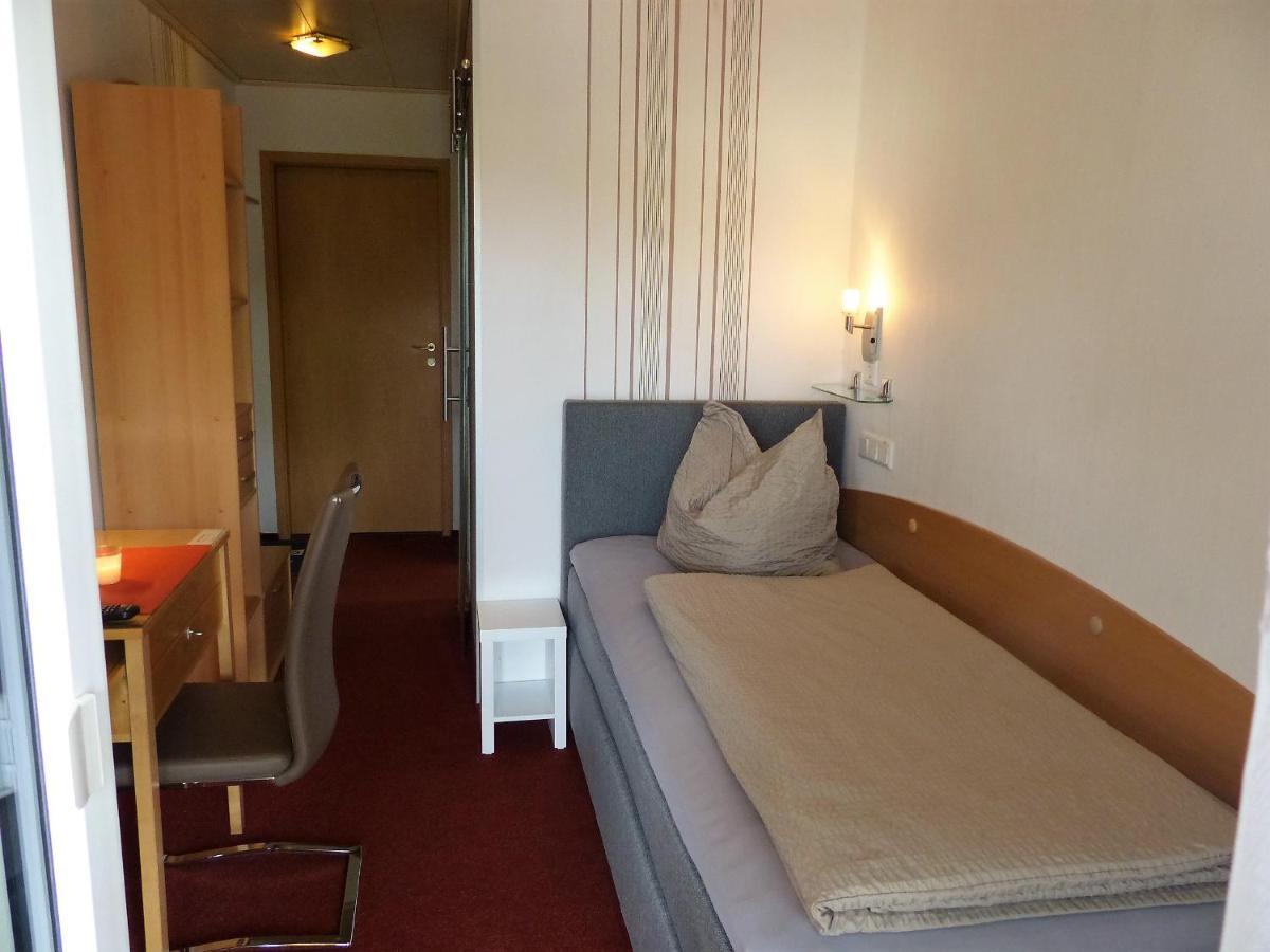 Hotel/Restaurant Balkan Sommerda Bagian luar foto